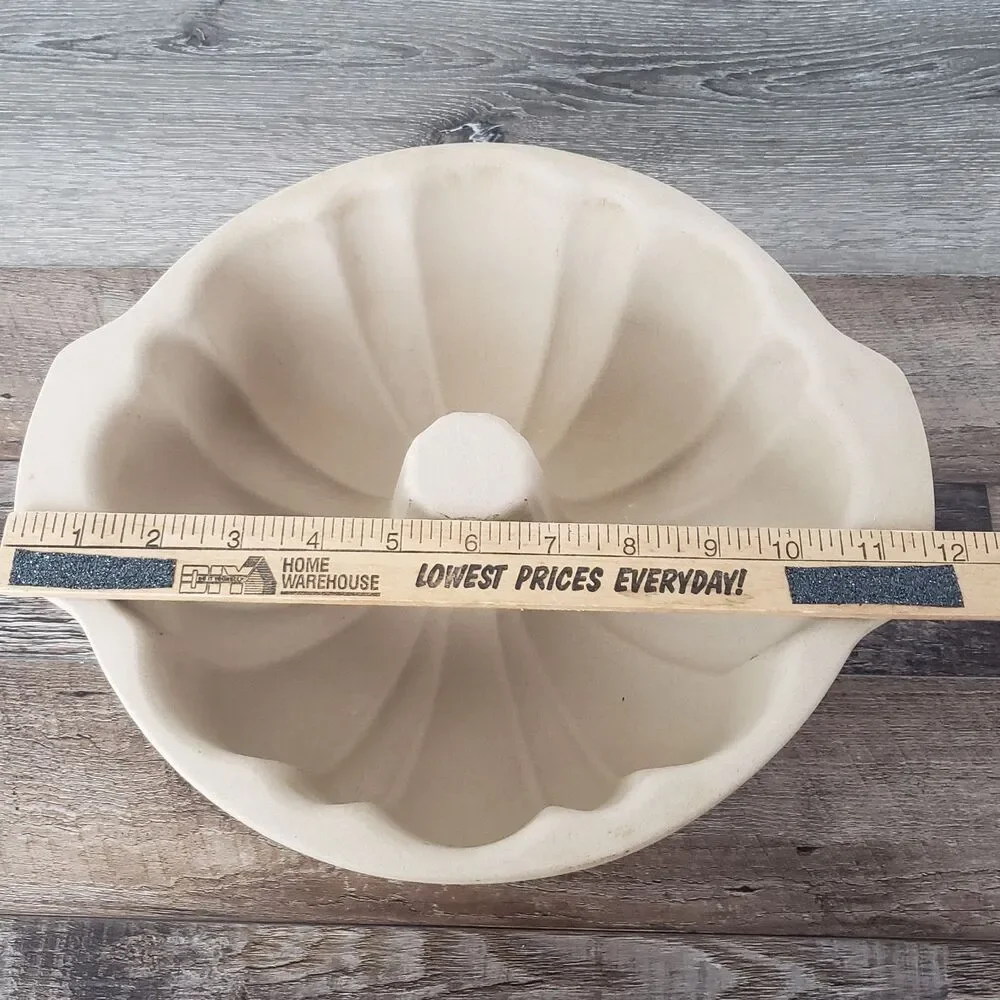 Pampered Chef Stoneware 10
